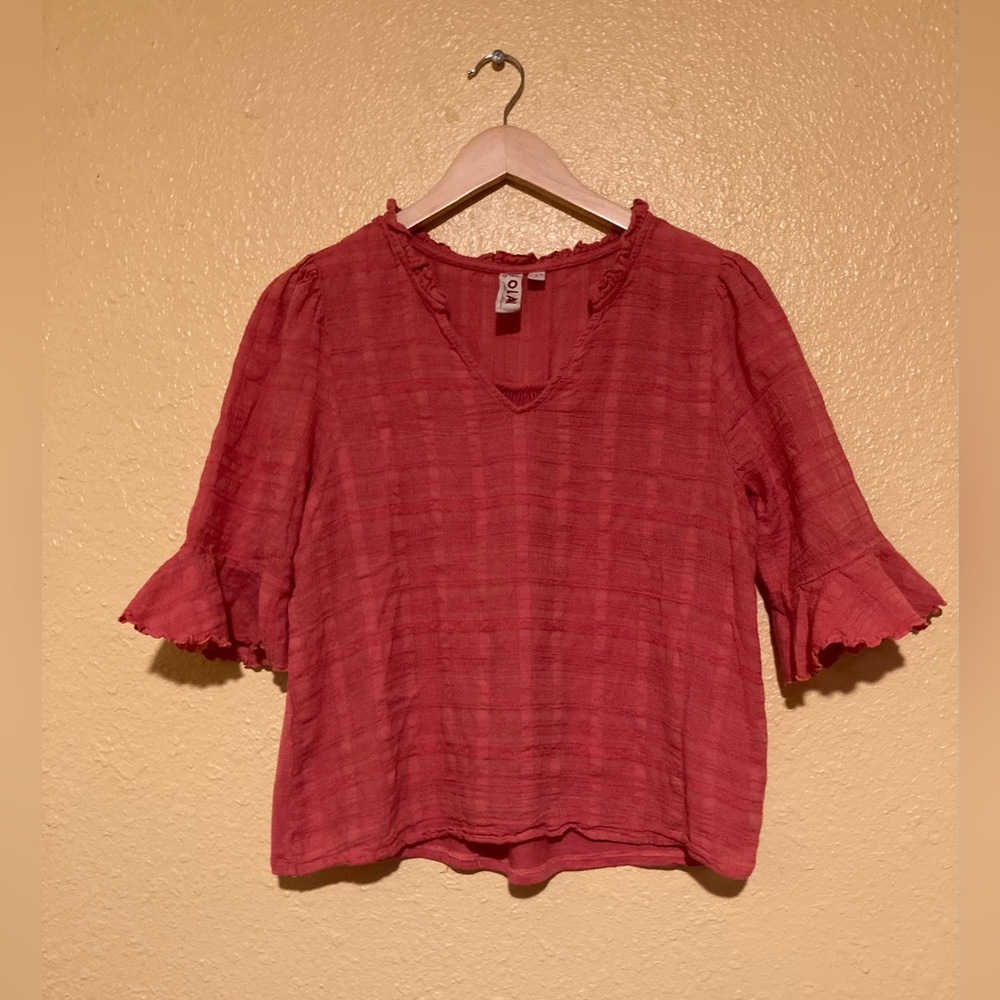 Dolan Anthropologie pink Tandy ruffle half sleeve top size medium.
